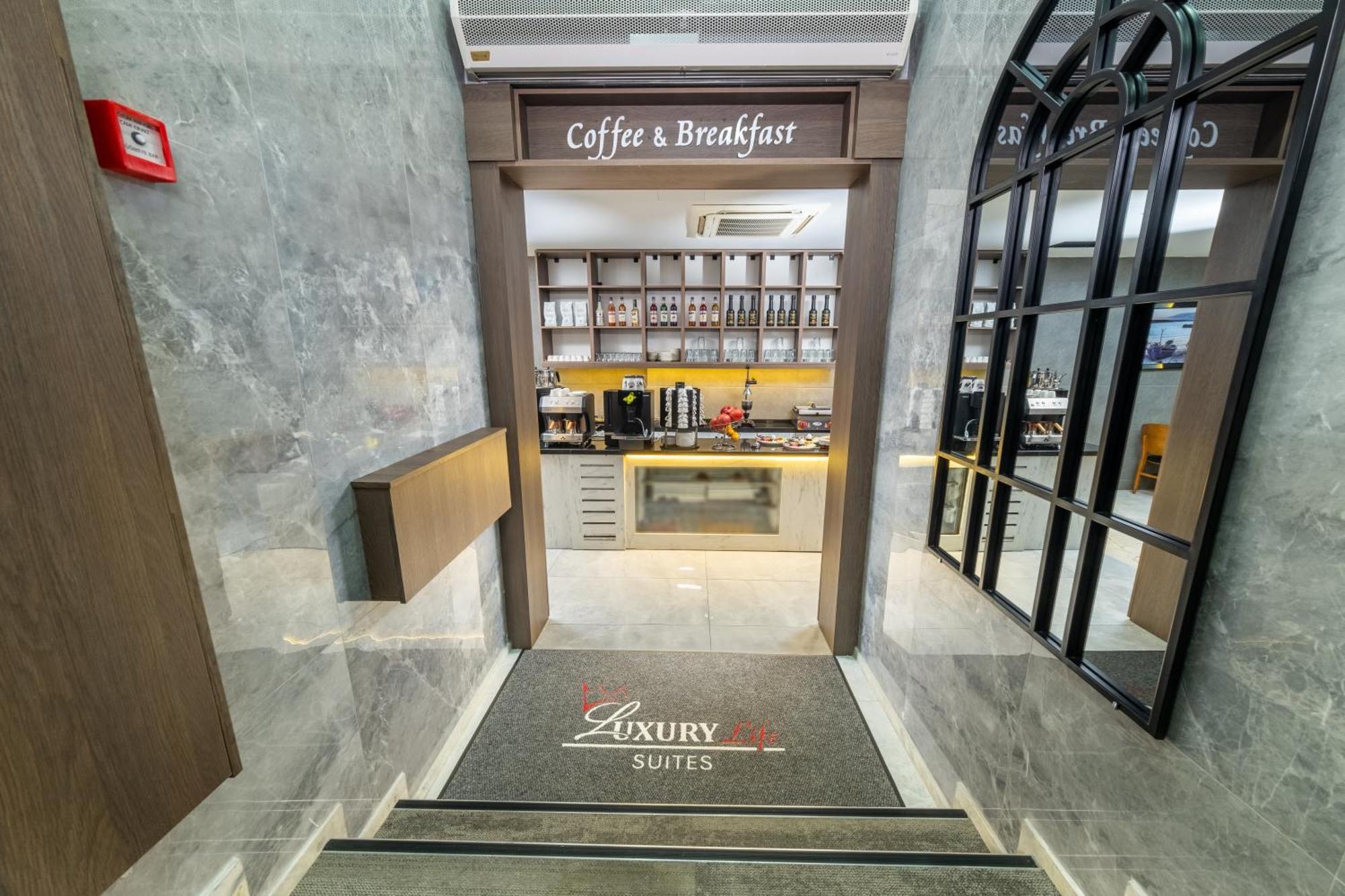 Luxury Life Suites Istanbul Exterior photo