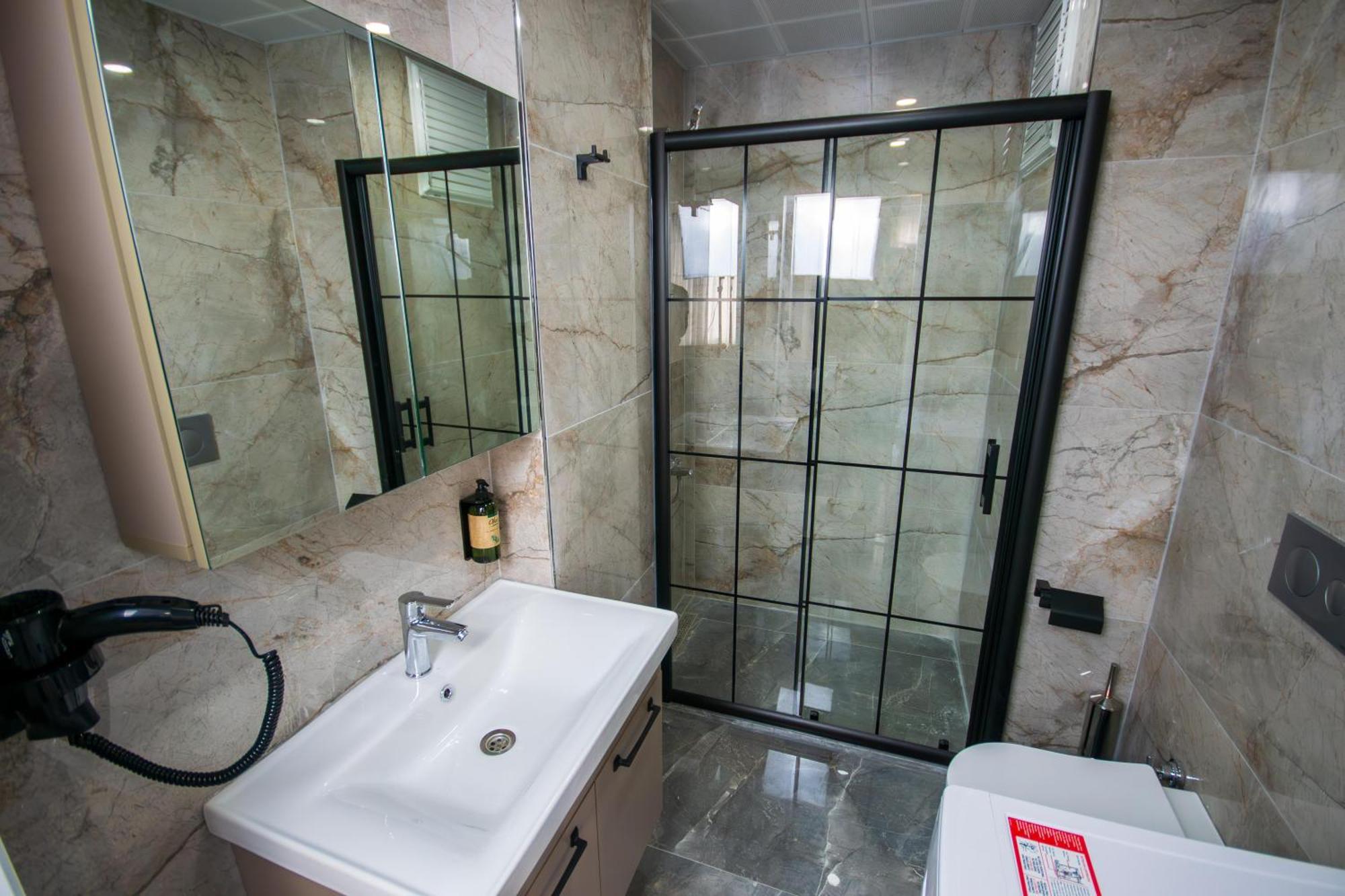 Luxury Life Suites Istanbul Exterior photo